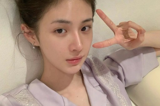 一天3大瓜！带着女儿偷腥、偷税漏税、滞留迪拜件件荒唐可笑